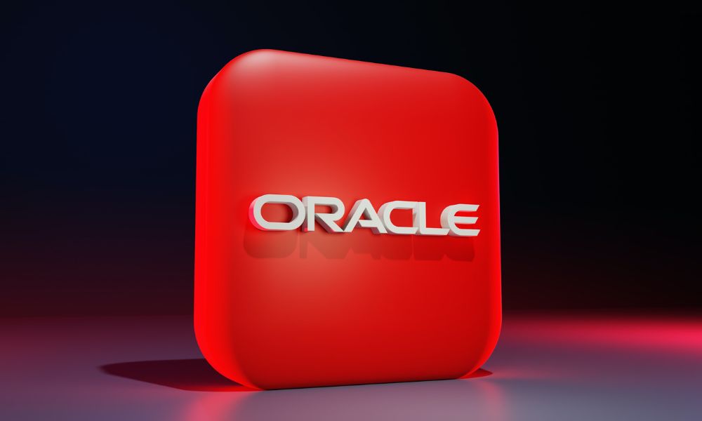 Oracle Drops 12% On Dismal Guidance Despite an Earnings Beat: What Does This Mean for Investors?