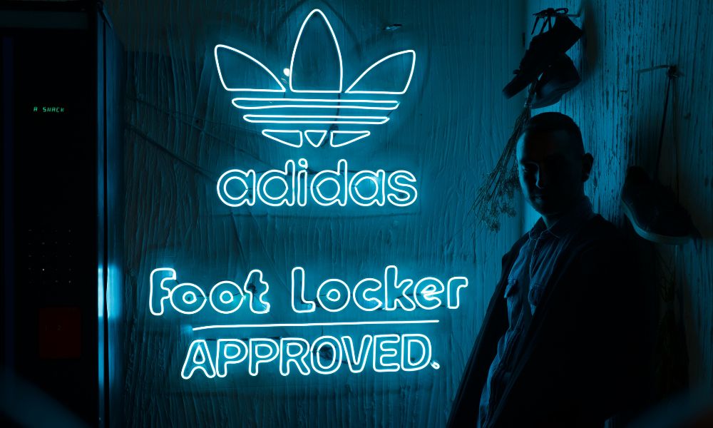 Citi Bank Says It’s Time to SELL Foot Locker, But VectorVest Paints a Different Picture For FL…