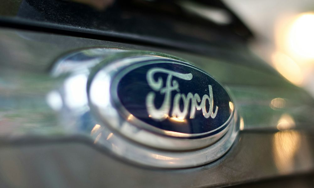 Is Ford a Buy After Beating Q4 Earnings and Announcing Dividend Payments? 2 Reasons to Invest in F Today