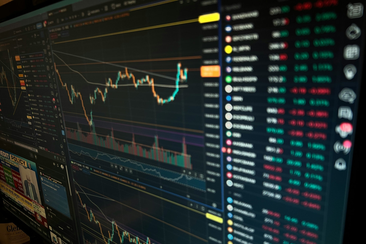 What Age Can You Invest in Stocks?