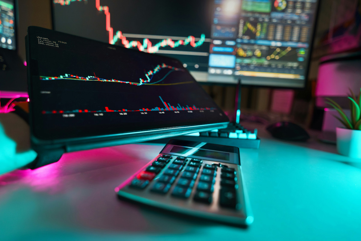 5 Best Fundamental Stock Analysis Software Tools